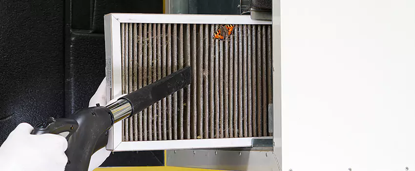 Clogged Air Duct Cleaning Process in Universal City, TX